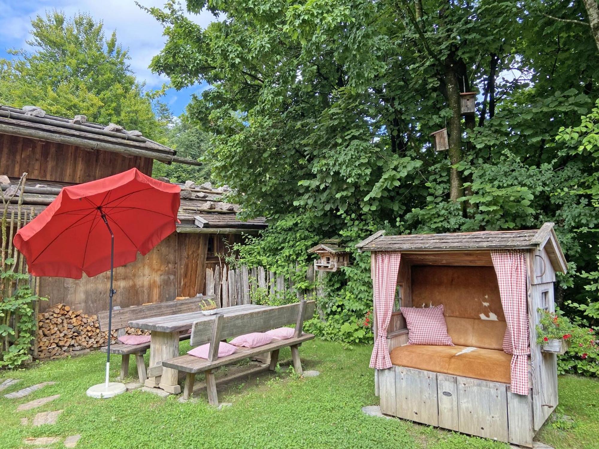 Eco Friendly Chalet Near The Lake In Asten Tittmoning Екстериор снимка